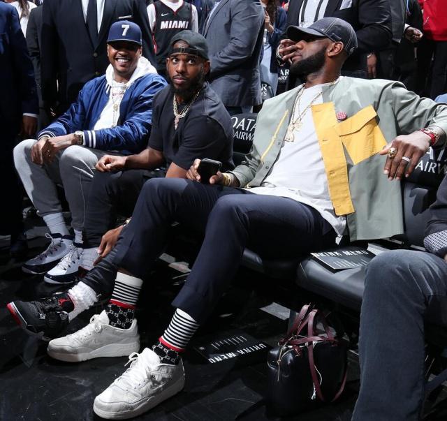 12月23日CBA看点：广东德比再度上演，浙江&上海狭路相逢（12月23日CBA看点：广东德比再燃战火，浙江与上海正面交锋）