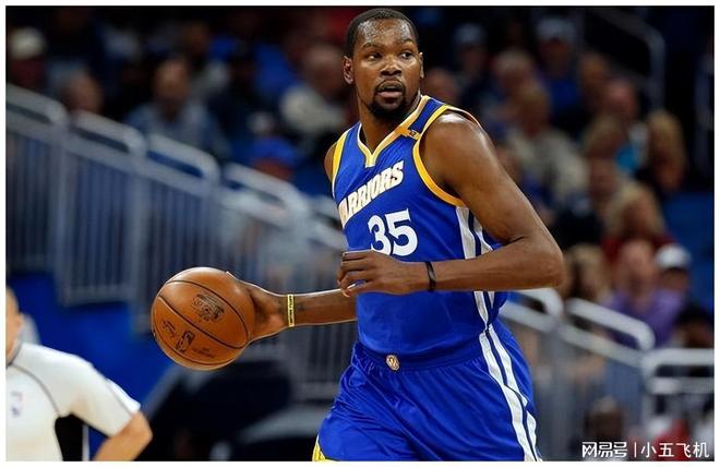 英超战报：曼联客场战胜埃弗顿,（英超：曼联客场击败埃弗顿）