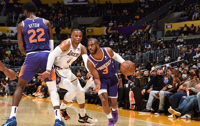 独行侠官宣：浓眉哥腹股沟痉挛退赛 连续两年年终大赛伤退（独行侠通报：浓眉哥因腹股沟痉挛提前退场，已连续两年在年终大战伤退）