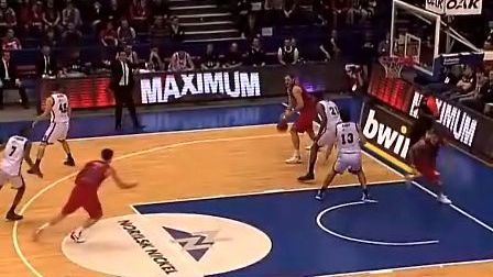 TA：桑德兰的定位球战术取得成效，阿森纳需要更好的控制比赛（TA：桑德兰定位球奏效，阿森纳需加强比赛掌控）