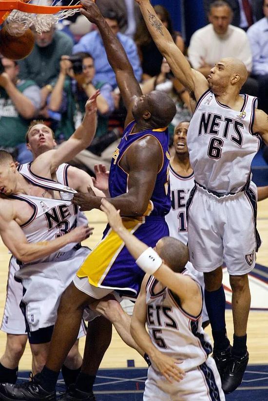 跟队：国米准备和卡洛斯-奥古斯托谈续约，双方已初步接触（队记：国米拟与卡洛斯-奥古斯托开启续约谈判，双方已进行初步沟通）