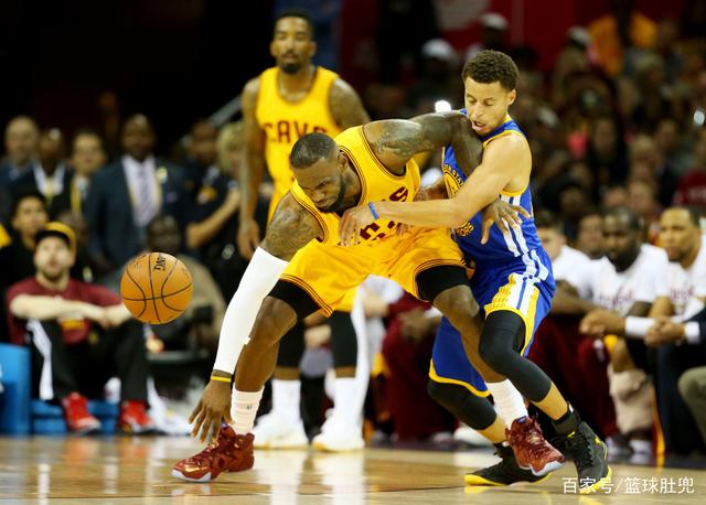 齐沃：我不相信利物浦现在的困难时刻，他们的球员能度过任何难关（齐沃：对利物浦当下低迷缺乏信心，怀疑球员能否挺过难关）