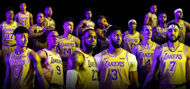 阿莫林称赞曼联定位球教练卡洛斯-费尔南德斯：他比我强得多（阿莫林盛赞曼联定位球教练卡洛斯·费尔南德斯：他远强于我）