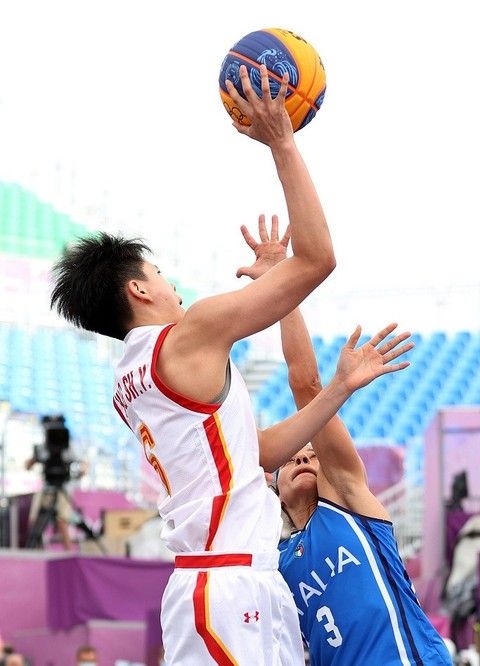 辽宁vs宁波前瞻：杨鸣近8次交手全胜，宁波能否客场爆冷（赛前前瞻：辽宁迎战宁波，杨鸣对位已豪取8连胜，宁波客场能否爆冷？）