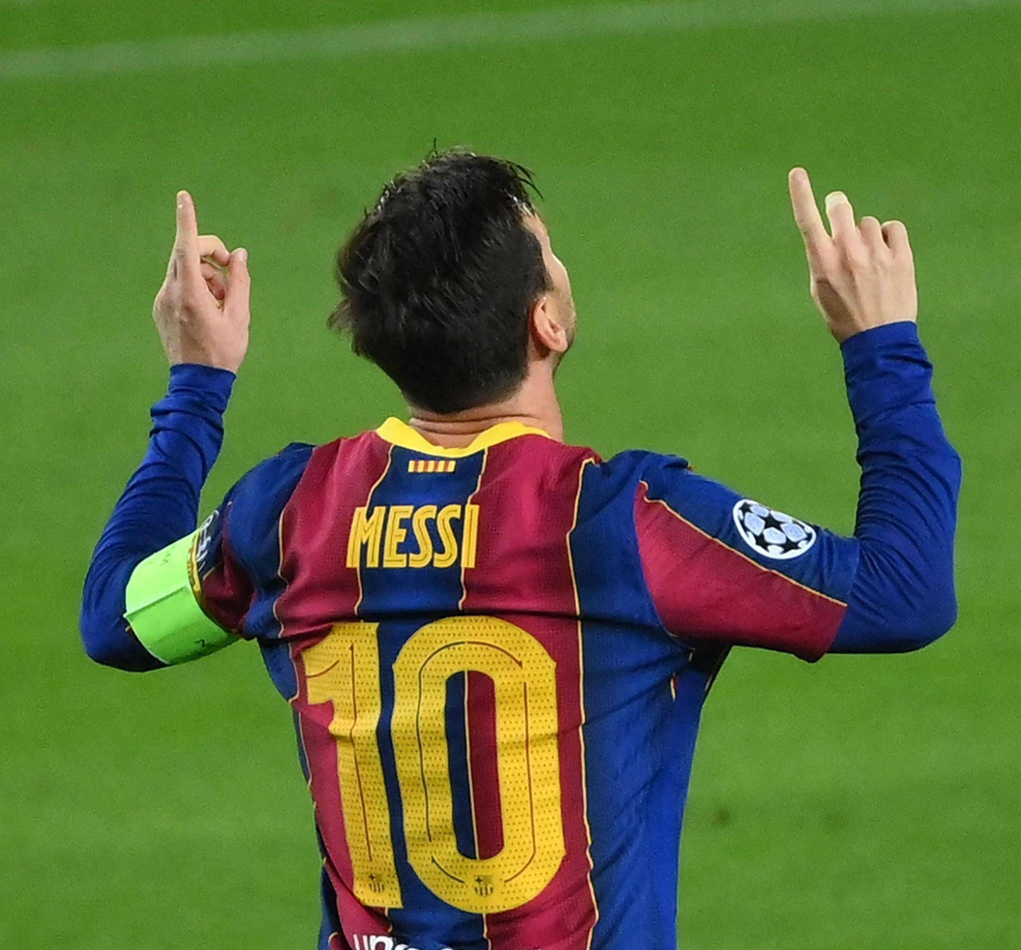 奇兵！萨格斯首节高效10分3助攻，带领魔术领先尼克斯（萨格斯首节爆发砍下10分3助攻，助魔术取得对尼克斯的领先）