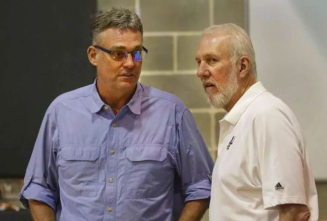 中超：山东泰山主场2-0完胜青岛队（中超：山东泰山主场2比0击败青岛队）