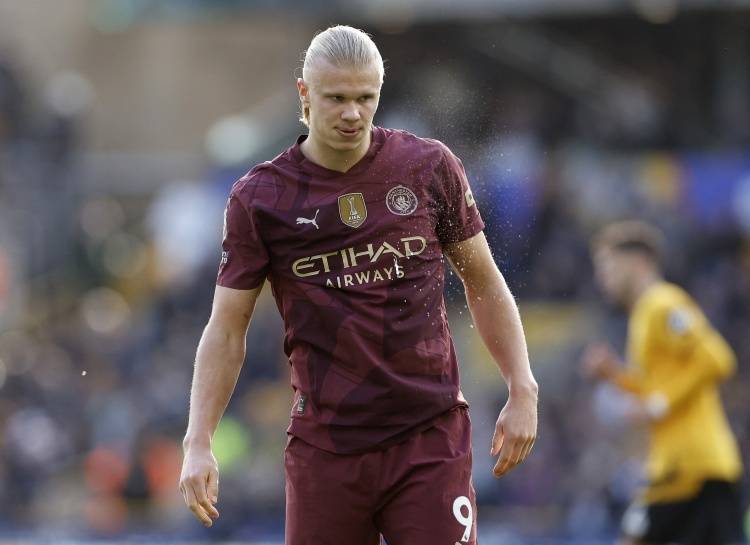 东契奇砍下湖人生涯首次40+三双，队史第四人（东契奇首次对阵湖人轰出40+三双，位列队史第四人）