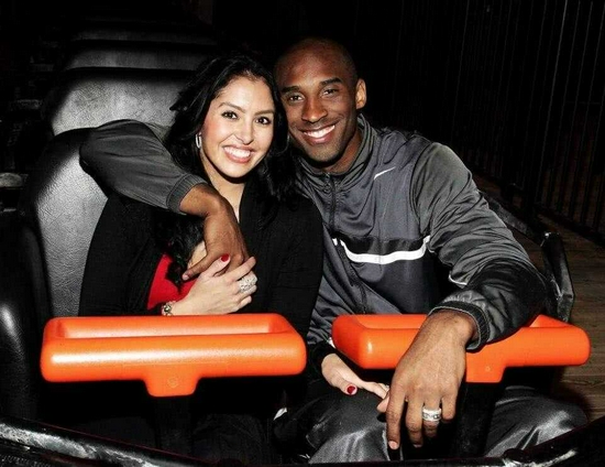 詹姆斯关键助攻锁定胜利（詹姆斯致命传球终结悬念）