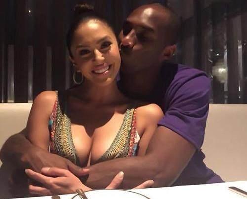 卧底？哈克斯半场10投仅1中拿到3分出现2失误 正负值-8最低（哈克斯半场低迷：10投1中仅3分、2次失误，正负值-8全队最低）