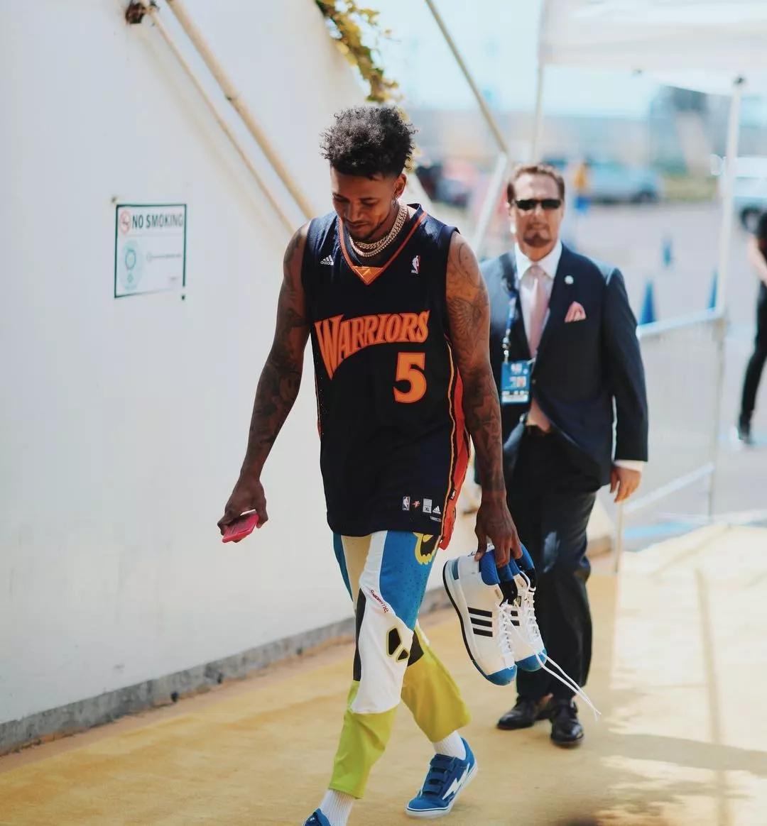 弗罗因德：我们赢得了这1分，绝平体现了球队不服输的精神（弗罗因德：这一分来之不易，绝平诠释球队永不言弃的精神）