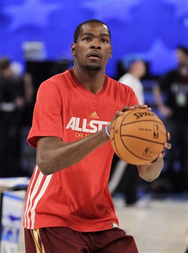 荷甲战报：奥斯汀破门，肖蒂尔建功，兹沃勒2-1海伦芬（荷甲：兹沃勒2-1击败海伦芬，奥斯汀破门、肖蒂尔建功）