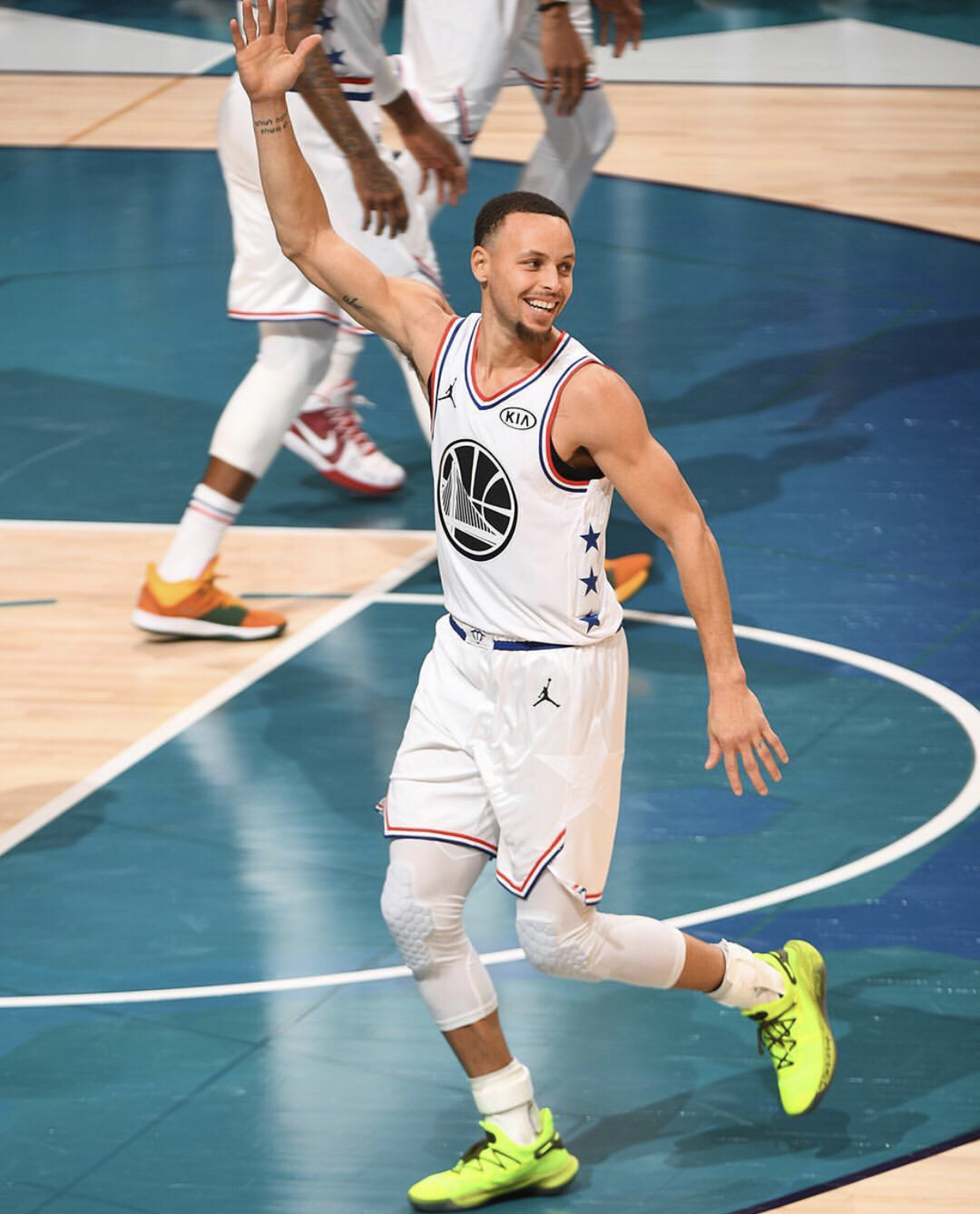 巴媒：米兰已表达对乌戈-索萨的兴趣，科林蒂安正在等待报价（巴媒：AC米兰有意乌戈-索萨，科林蒂安静候报价）