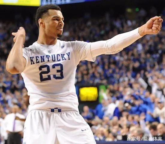 库里：一直渴望轮换稳定下来，但因为伤病做到这点很难（库里：期待轮换稳定，却因伤病难以实现）