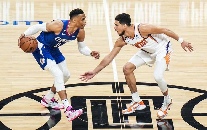 博主：国足选帅名单已上报，竞争主要在邵佳一和李国旭间展开（博主称国足主帅候选名单已提交，邵佳一与李国旭成为主要竞争焦点）