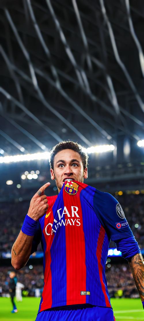 赛前发高烧，普利希奇比赛当天和球队会合并替补双响导演逆转（赛前高烧仍出战，普利希奇赛日与队会合替补梅开二度助逆转）