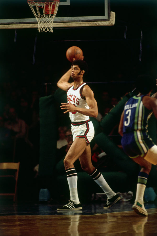 半场战报：多特1-1博德闪耀，布兰特建功，阿里萨米扳平（半场速递：多特1-1博德闪耀，布兰特破门，阿里萨米追平）