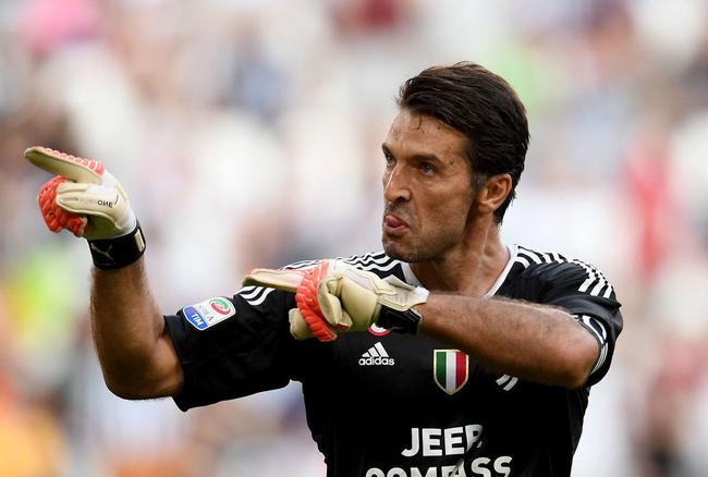 未来可期！亚库乔尼斯生涯首次首发投进5记三分，砍下17分（前景光明！亚库乔尼斯生涯首次先发命中5记三分，拿下17分）